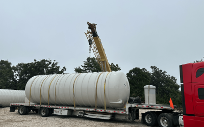 Tank loaded with Prepacked Hinged and Lockable Manway